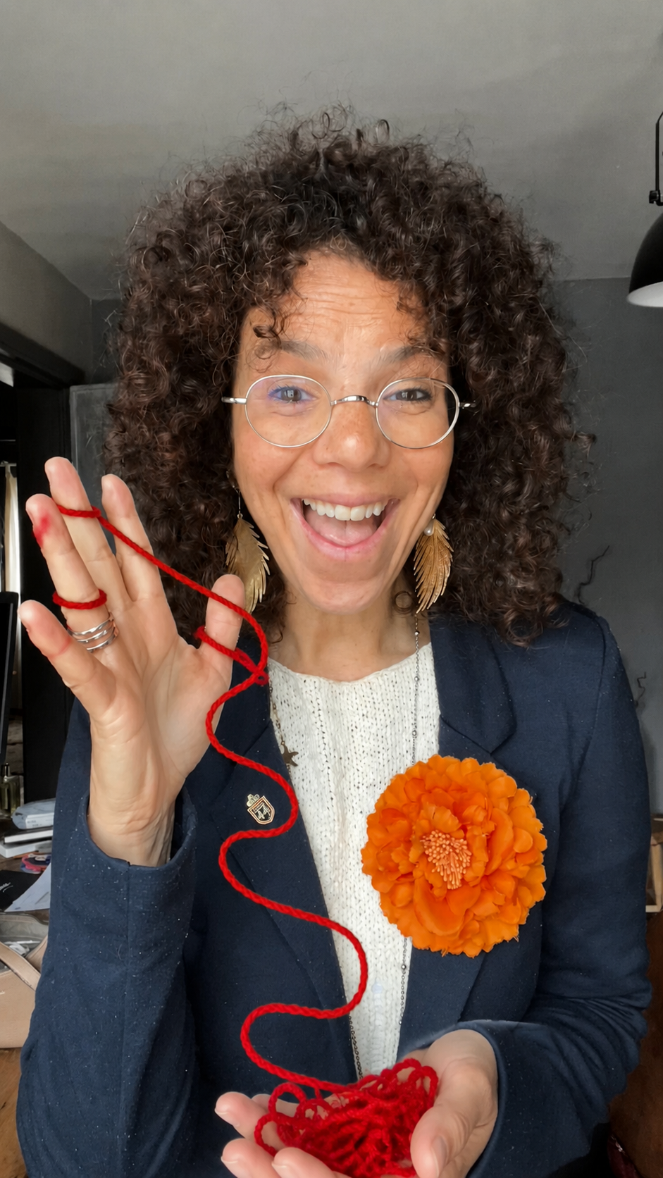Fil rouge multipotentiel : comment trouver sa mission derrière la dispersion — Hanane Risayindi